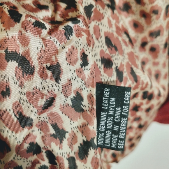 90's early 2000's Y2K leather jacket with leopard lining, Hypo Active 1x - Picture 4 of 5